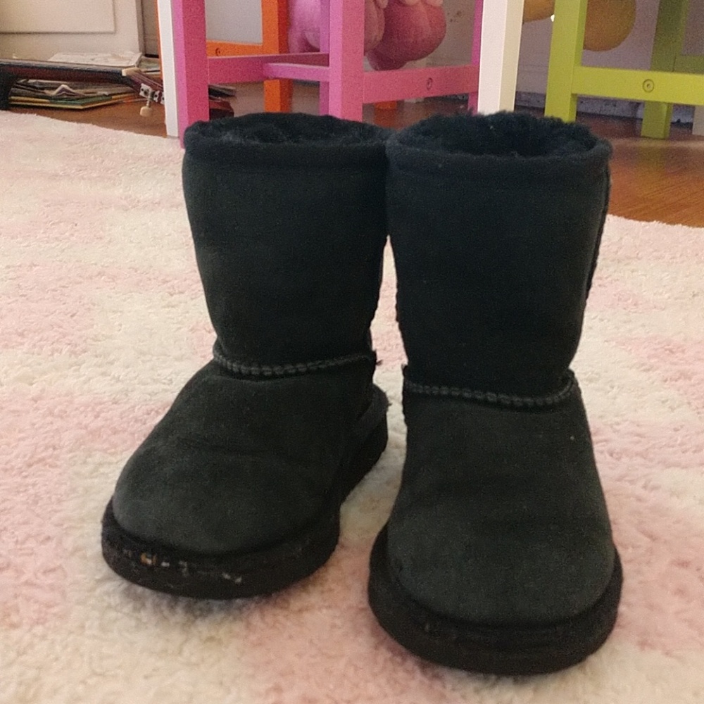 Toddler uggs